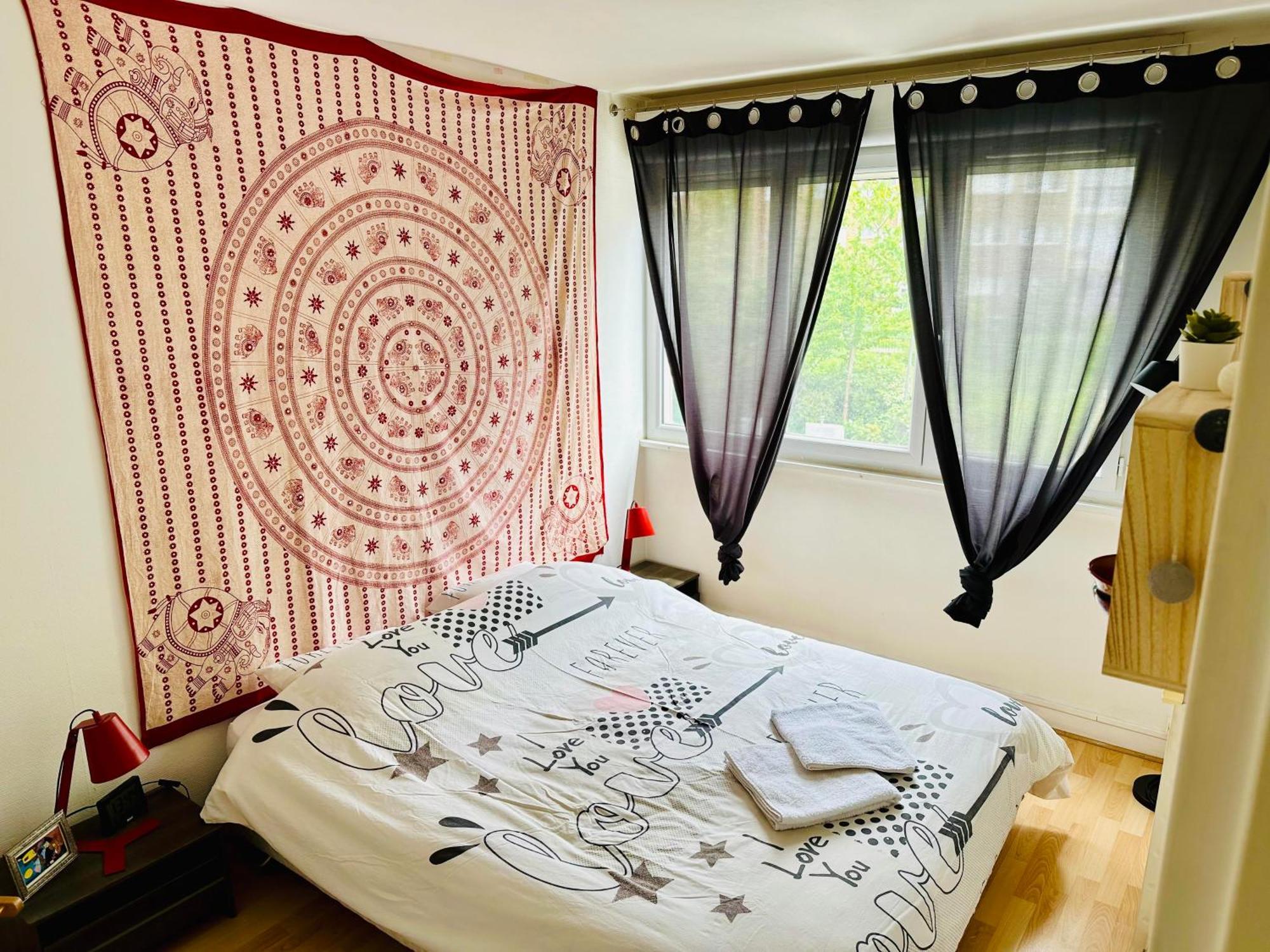 La C@Sa: Appartement Lumineux De 4Pieces / 3Ch/ Balcon/ Parking Bagnolet Eksteriør bilde